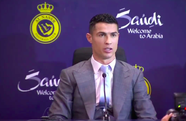 Ronaldo ngày ra mắt: “Có nhiều lời mời ở châu Âu, Mỹ, Australia nhưng tôi chọn Ả Rập Xê Út&quot; - Ảnh 1.