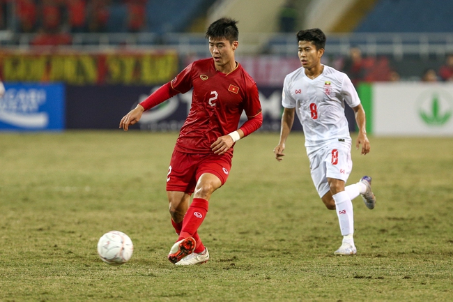 Dẫn trước Myanmar 1-0, HLV Park Hang-seo vẫn liên tục gọi Quang Hải và đồng đội lại gần để dặn dò - Ảnh 5.