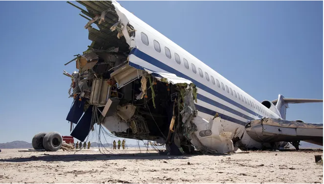 Chương trình truyền hình cho rơi máy bay chở khách để thử độ an toàn - Ảnh 2.