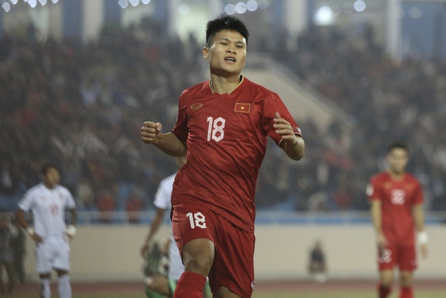 Kết quả Việt Nam 3-0 Myanmar: Giành ngôi nhất bảng, tuyển Việt Nam tự tin đấu Indonesia - Ảnh 1.