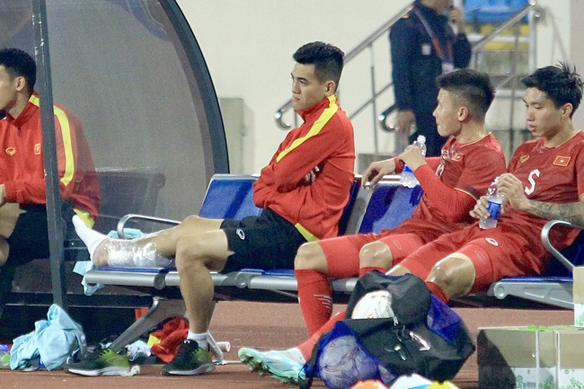 Tin nóng AFF Cup ngày 4/1: Tiến Linh báo tin vui, tuyển Việt Nam di chuyển sang Indonesia - Ảnh 1.