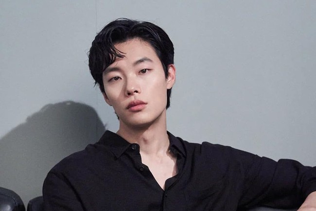 Ryu Jun Yeol gây tranh cãi với phát ngôn: Quản lý của tôi rửa bát - Ảnh 3.