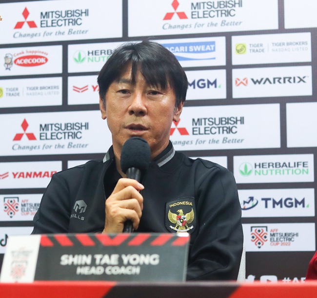 HLV Shin Tae-yong tự tin có thể đánh bại tuyển Việt Nam - Ảnh 1.