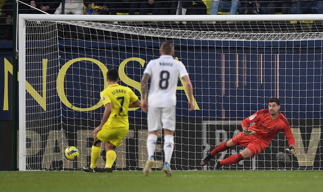 Video bàn thắng trận Villarreal vs Real Madrid: Sập bẫy ở Madrigal - Ảnh 4.