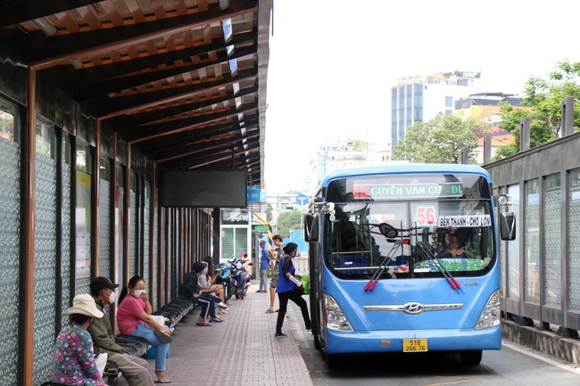 Tp. Hồ Chí Minh sẽ khôi phục đủ 126 tuyến xe buýt trong năm 2023 - Ảnh 1.
