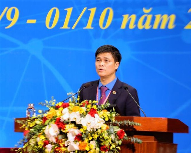 Ông Ngọ Duy Hiểu tái đắc cử Chủ tịch Công đoàn Viên chức Việt Nam - Ảnh 1.