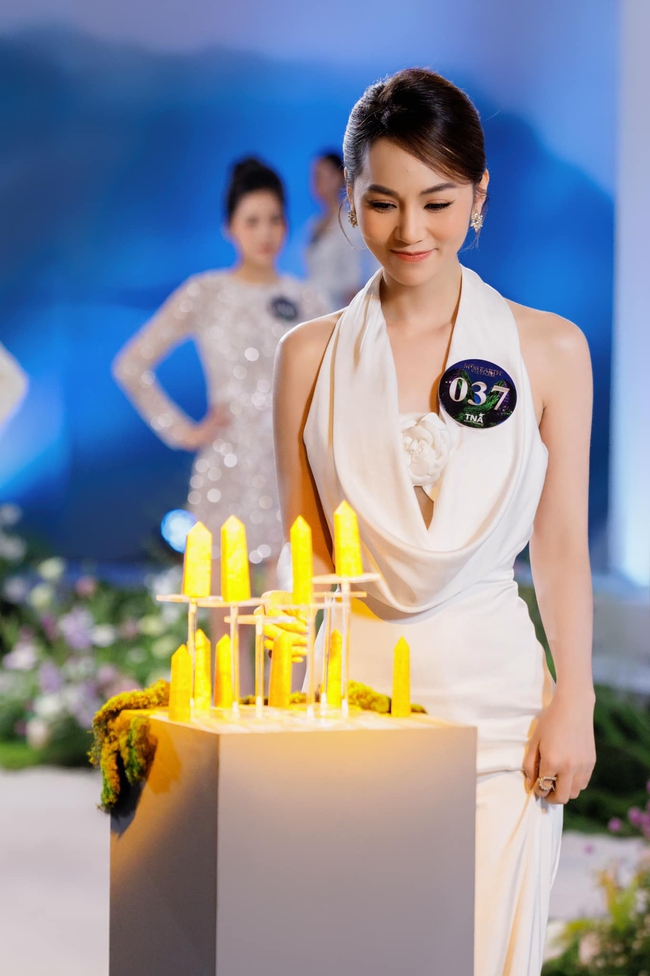 Dự đoán Top 5 Miss Earth Vietnam 2023: Đều sở hữu profile 'khủng', có người tốt nghiệp đại học nước ngoài - Ảnh 9.