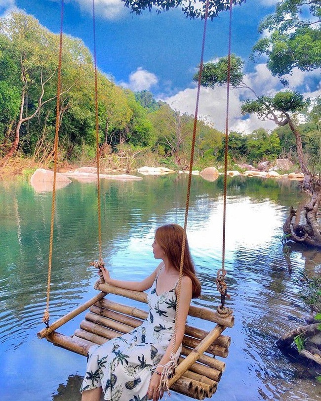 Thả dáng cực xinh bên thác Ba Hồ xanh như ngọc - Tuyệt Tình Cốc phiên bản Việt đẹp nhất Khánh Hòa - Ảnh 3.