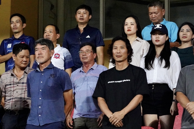 Hà Nội FC tuyển phiên dịch tiếng Hàn, CĐV gọi tên HLV Gong Oh Kyun - Ảnh 2.