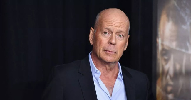 Bruce Willis đang mất đi 'niềm vui sống' và 'kỹ năng ngôn ngữ' - Ảnh 6.