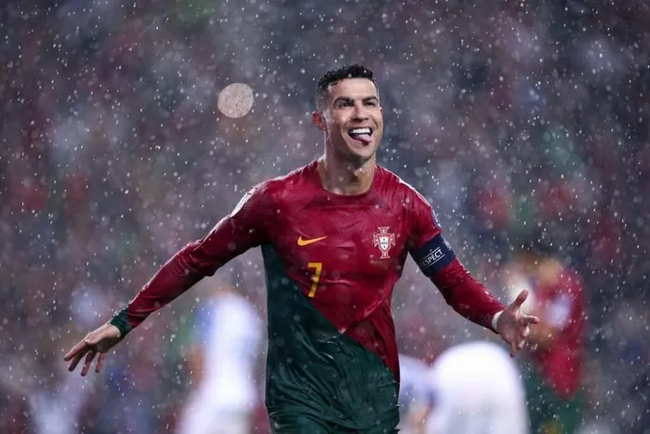 Kết quả vòng loại EURO 2024: Mbappe giúp Pháp hạ Hà Lan, Ronaldo rực sáng cùng Bồ Đào Nha - Ảnh 2.