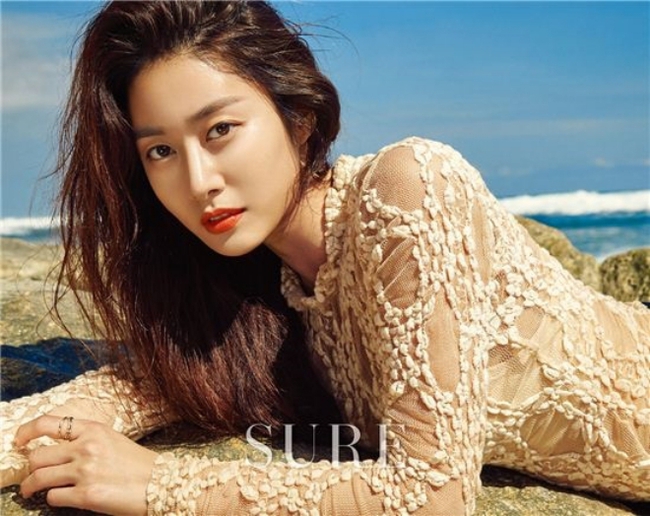 Từ mối tình với Lee Jun Ki, Jeon Hye Bin trở thành ngôi sao sáng giá của điện ảnh Hàn - Ảnh 11.