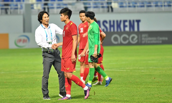 Chuyển nhượng V-League 14/10: Hồ Văn Cường chính thức ra mắt CAHN, CLB Hà Nội 'đau đầu' chọn thầy Gong hay HLV Polking - Ảnh 3.