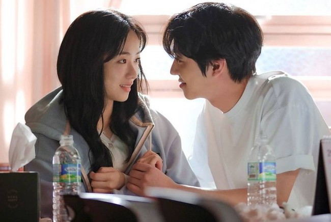 4 cặp đôi phim Hàn được yêu thích nhất trên Netflix 2023: King the Land, Destined With You...‎ - Ảnh 8.