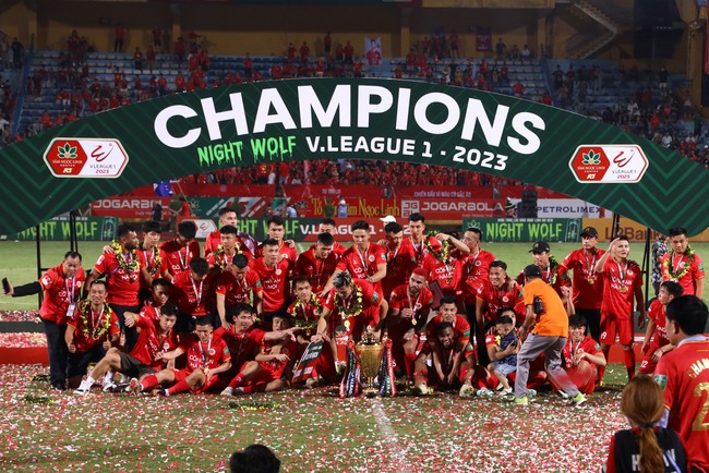 BLV Vũ Quang Huy: V-League cần được “đánh thức” - Ảnh 1.