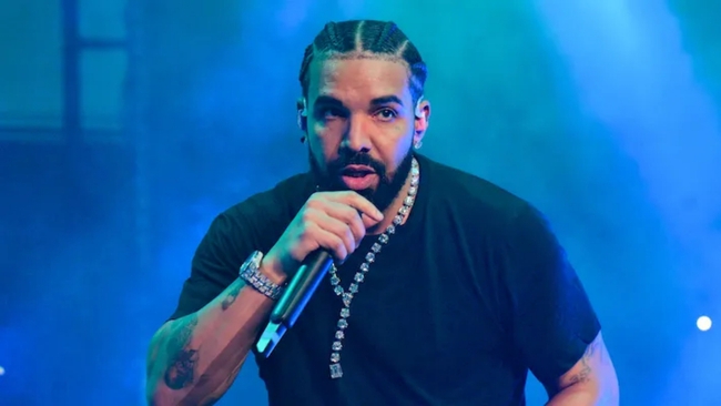 Drake lập kỷ lục trên bảng xếp hạng Billboard 200 - Ảnh 1.