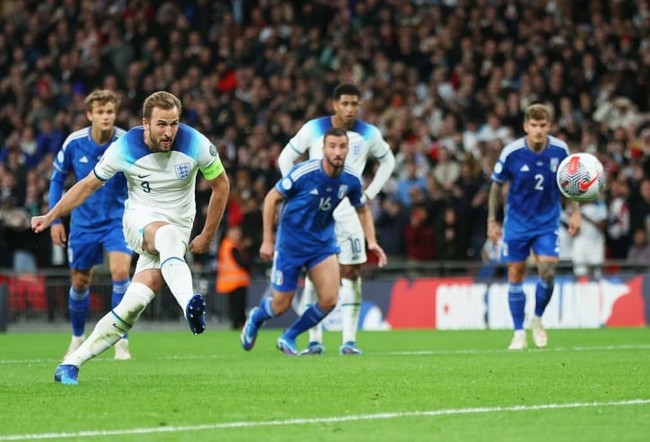 Harry Kane xác lập cột mốc lịch sử, ĐT Anh đánh bại Italy và giành vé tới EURO 2024 - Ảnh 3.