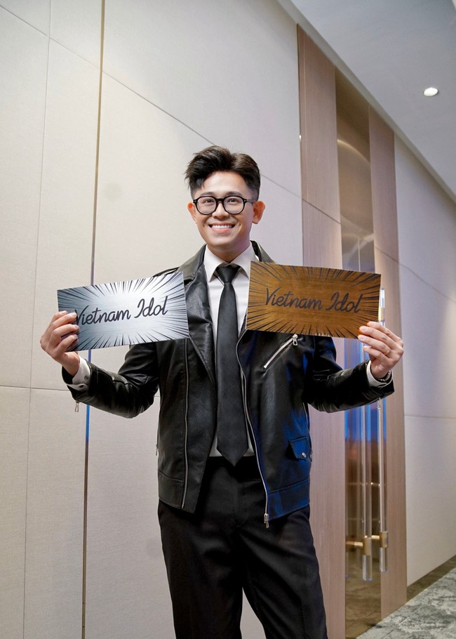 Stylist đứng sau sự thay đổi diện mạo của MC Đức Bảo ở Vietnam Idol 2023 - Ảnh 8.