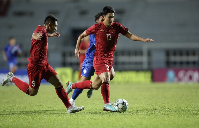 Bóng đá Việt Nam 2/10: Công Phương được gọi lên U18 Việt Nam, CĐV HAGL nổi giận vì thua 2 trận liền - Ảnh 5.