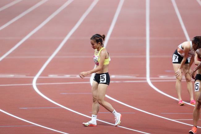 Tin nóng thể thao sáng 2/10: MU đón tin dữ từ Martinez, Nguyễn Thị Oanh buồn vì chưa giành huy chương - Ảnh 3.