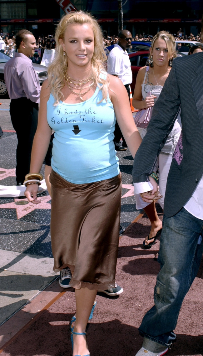 Hồi ký Britney Spears: Tiết lộ lý do cạo trọc đầu gây xôn xao vào năm 2007 - Ảnh 3.