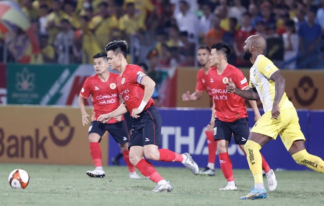 TRỰC TIẾP bóng đá Công An Hà Nội vs Quy Nhơn Bình Định (19h15, 22/10), Night Wolf V-League - Ảnh 2.