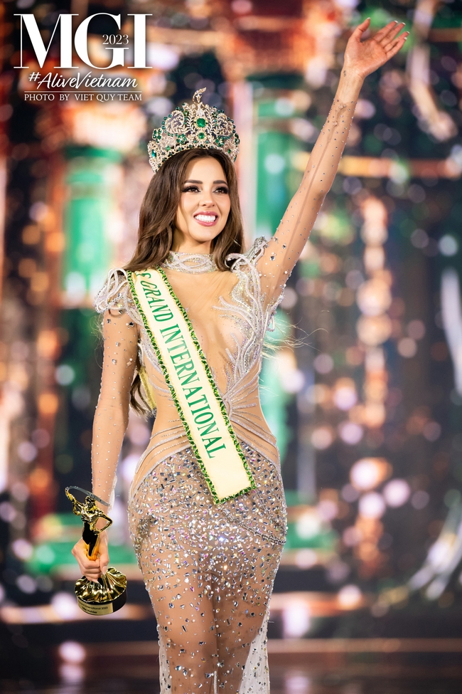 Đêm Chung kết Miss Grand International 2023 mang đậm hơi thở Việt Nam - Ảnh 2.