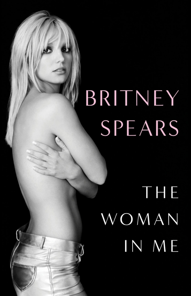 Britney Spears ăn mừng 'hồi ký của người nổi tiếng bán chạy nhất lịch sử' - Ảnh 2.
