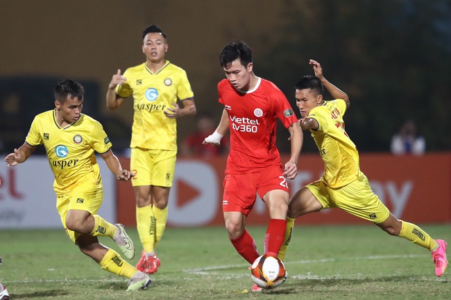 Tin nóng bóng đá Việt tối 2/12: Hoàng Đức có thể sang La Liga, AFC nhắc về HLV Park Hang Seo với ĐT Việt Nam - Ảnh 2.