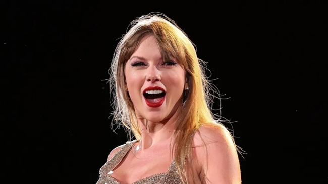 Taylor Swift - Nữ ca sĩ trở thành tỷ phú - Ảnh 1.