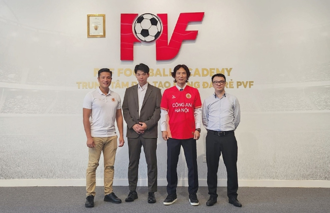 Tin nóng bóng đá Việt tối 3/11: HLV Park khen ngợi HLV Mai Đức Chung, HLV Gong từ chối CLB K-League - Ảnh 3.