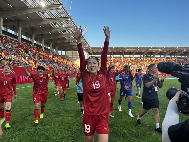 Thanh Nhã ghi bàn thắng lịch sử cho ĐT nữ Việt Nam, được báo chí châu Âu khen ngợi nhưng vẫn tỏ ra khiêm tốn - Ảnh 5.