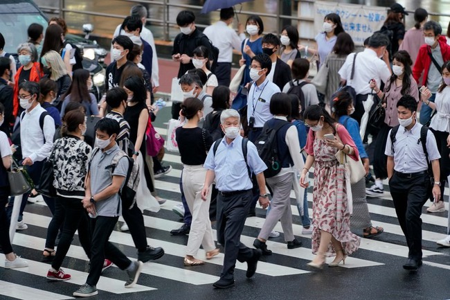 Nhật Bản: Dân số già hóa khiến hàng nghìn trường học phải đóng cửa - Ảnh 1.