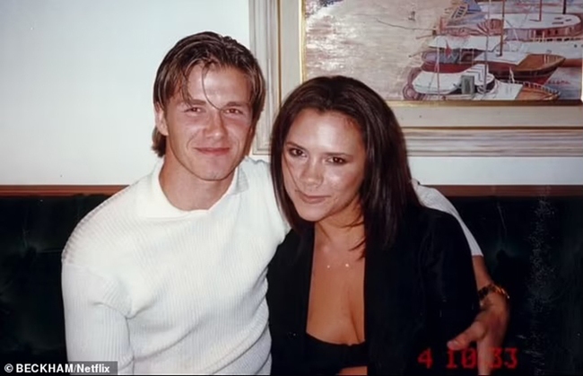 Mẹ David Beckham giờ mới tiết lộ bà buộc phải can thiệp khi con trai bắt đầu hẹn hò Victoria - Ảnh 1.