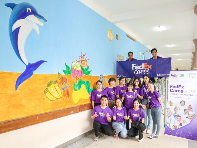 FedEx mang nụ cười đến cho các bệnh nhi Việt Nam - Ảnh 1.