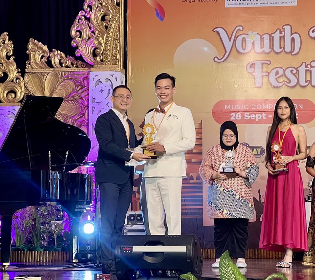 Nghệ sĩ trẻ Dương Minh Quý giành giải Vàng tại Liên hoan Nghệ thuật Châu Á - Thái Bình Dương 2023 - Ảnh 1.
