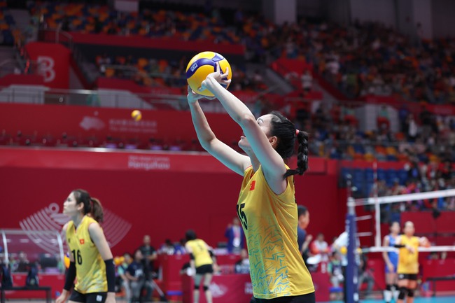 Kết quả bóng chuyền nữ Việt Nam vs Trung Quốc: Nữ Việt Nam rút ra nhiều bài học cho trận bán kết - Ảnh 6.