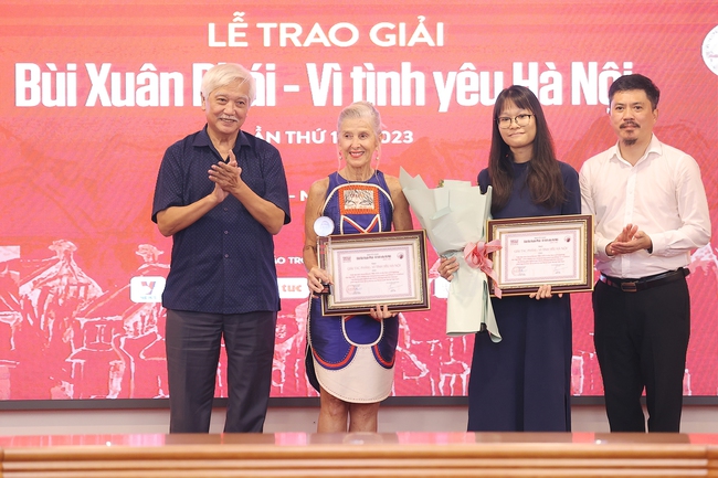 Giải thưởng Bùi Xuân Phái - Vì tình yêu Hà Nội lần 16-2023: Đạo diễn Đặng Nhật Minh được vinh danh Giải thưởng Lớn  - Ảnh 12.