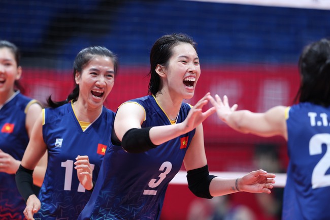 Thanh Thúy - Kiều Trinh nỗ lực, ĐT bóng chuyền nữ Việt Nam thua đáng tiếc trước Nhật Bản - Ảnh 2.