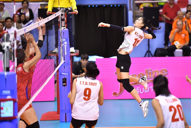 Thanh Thúy và ĐT bóng chuyền nữ Việt Nam đánh như 'lên đồng' khiến Nhật Bản bàng hoàng, nghẹt thở tới tận set 5 - Ảnh 4.