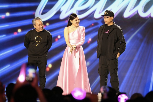 Vietnam Idol 2023: Mỹ Tâm tặng hit cho Lâm Phúc, ban giám khảo cứu thí sinh - Ảnh 1.