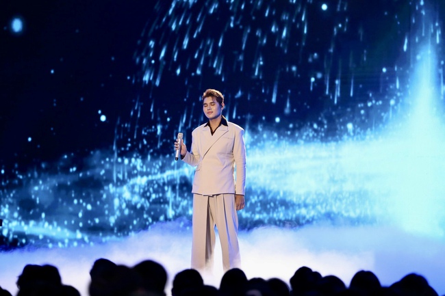 Vietnam Idol 2023: Mỹ Tâm tặng hit cho Lâm Phúc, ban giám khảo cứu thí sinh - Ảnh 2.