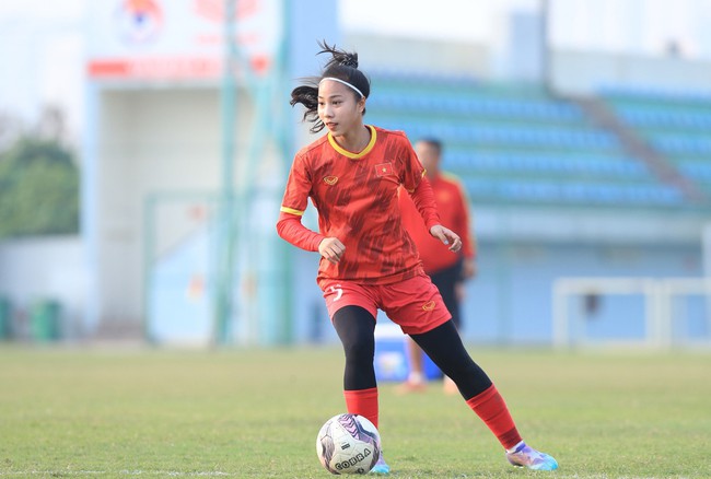 Tiếc nuối hot girl U20 không được triệu tập lên tuyển nữ Việt Nam - Ảnh 2.
