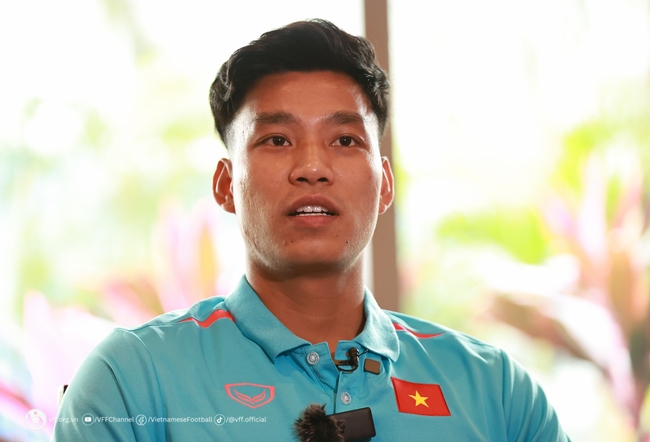 Tin nóng thể thao tối 14/11: Thanh Hóa chia tay ngoại binh, hậu vệ Việt Nam nói cứng trước trận gặp Philippines - Ảnh 4.