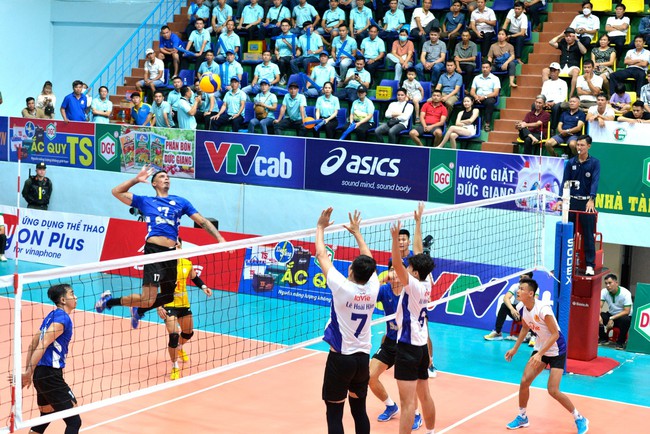 Sanest Khánh Hòa chinh phục vòng chung kết Giải Bóng chuyền Vô địch Quốc gia 2023 - Ảnh 4.
