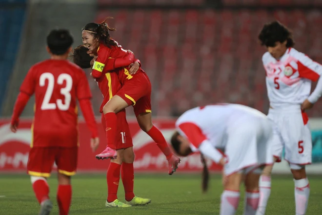 Huỳnh Như và Thanh Nhã ghi bàn, ĐT nữ Việt Nam phá kỷ lục ghi bàn của chính mình ở trận đấu không có trên truyền hình - Ảnh 3.