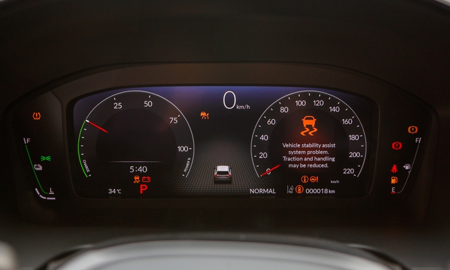 Honda CR-V hybrid - Xe lai phổ thông nhiều thú vị - Ảnh 3.