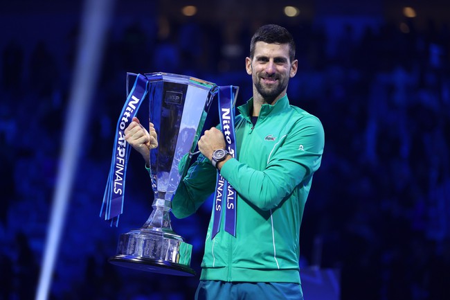 Novak Djokovic lập kỷ lục 7 lần vô địch ATP Finals: Thời đại mới, Hoàng đế cũ - Ảnh 1.