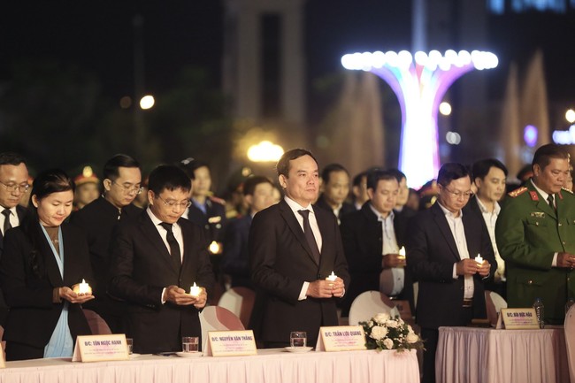 Tưởng niệm các nạn nhân tử vong do tai nạn giao thông tại Việt Nam năm 2023 - Ảnh 3.