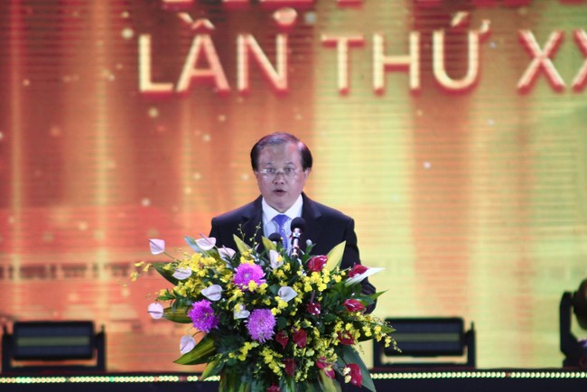 Phó Thủ tướng Trần Hồng Hà đánh cồng khai mạc Liên hoan phim Việt Nam lần thứ XXIII - Ảnh 3.